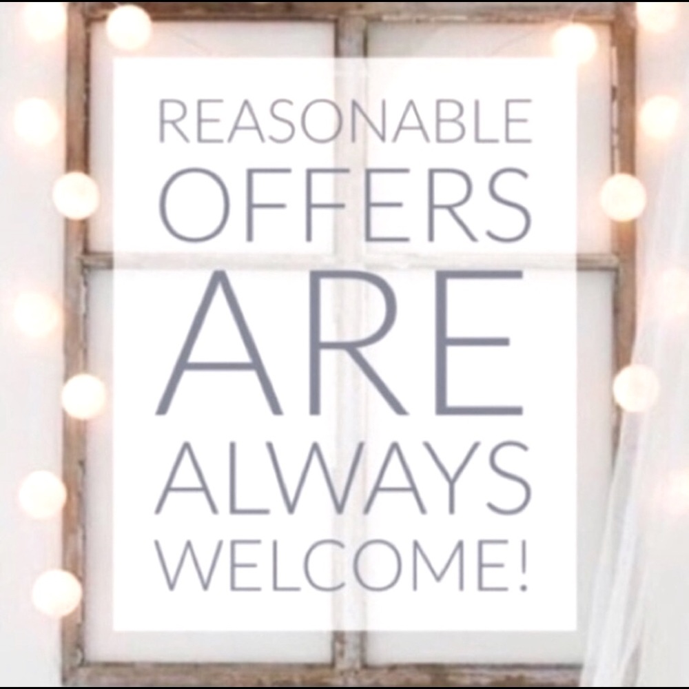 ❤️ Reasonable offers are always welcome!! ❤️